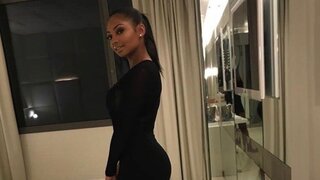 Free Naked AmeliaBee