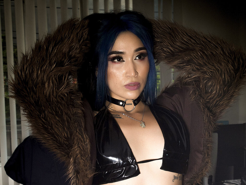 Free Naked HelenRois