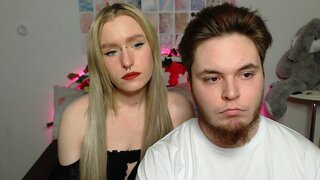 Free Naked MarkDominika